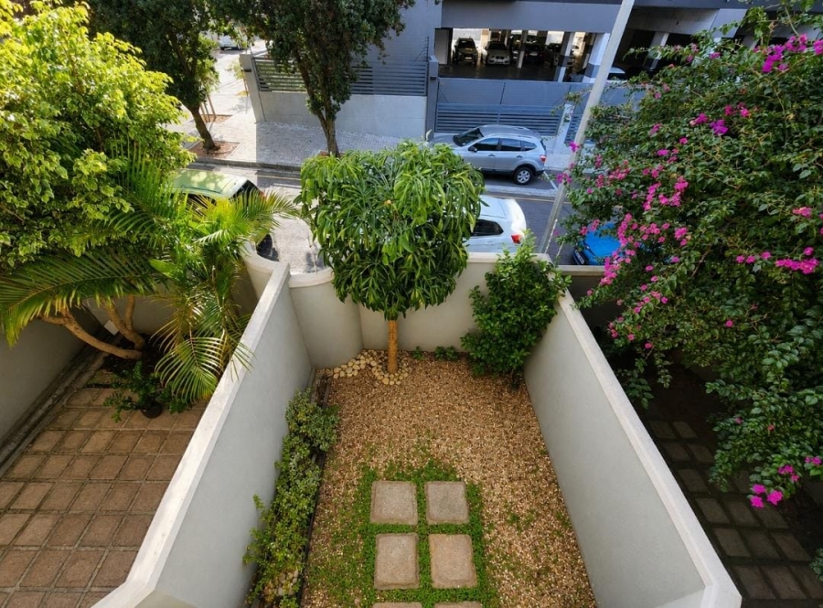 To Let 2 Bedroom Property for Rent in Observatory Western Cape